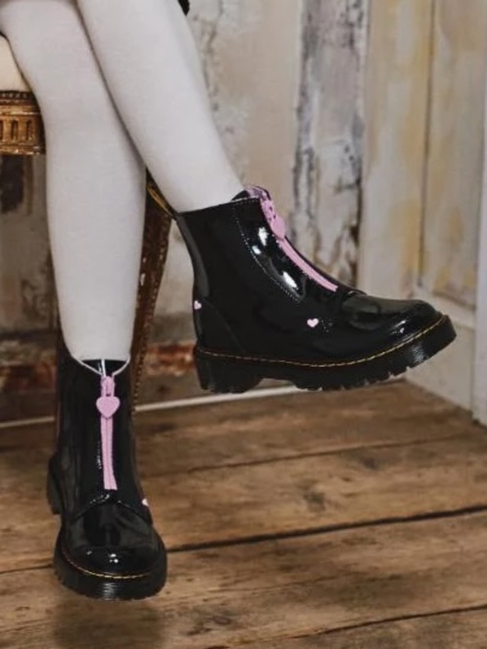 Dr. Martens BEX Zip Boot Patent Black Light Pink Lamper Heart sz 5 36 EU 3 UK